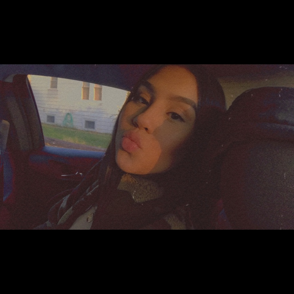 Meet your Posher, Diana